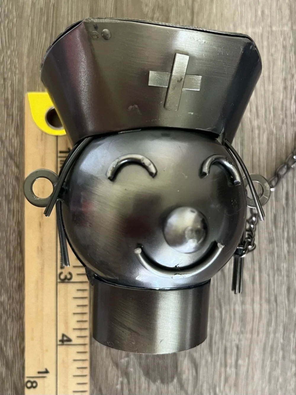 Metal Decorative Nurse Wine Holder Smoky gray metal